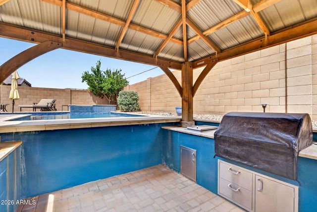 3530 E AQUARIUS Place, Chandler, AZ 85249