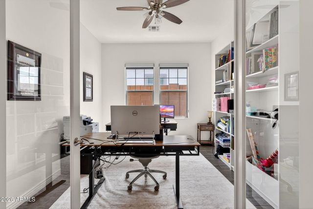 3530 E AQUARIUS Place, Chandler, AZ 85249