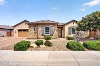 3530 E AQUARIUS Place, Chandler, AZ 85249