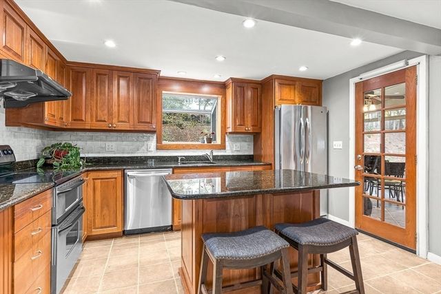 6 Marchant Road, Winchester, MA 01890