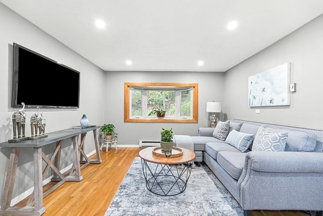 6 Marchant Road, Winchester, MA 01890