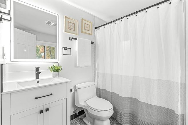 6 Marchant Road, Winchester, MA 01890