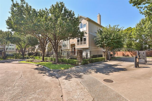 1743 French Village Drive, Houston, TX 77055