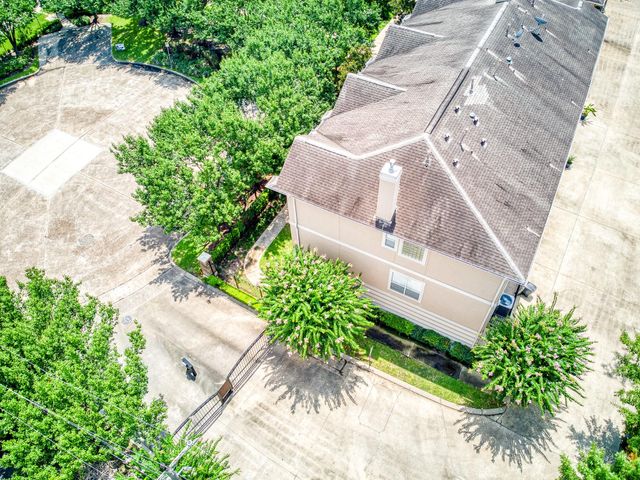 1743 French Village Drive, Houston, TX 77055