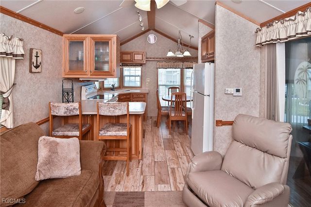 7029 Granada Lakes DR, Fort Myers, FL 33967