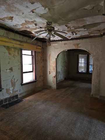 116 E 118th Place, Chicago, IL 60628