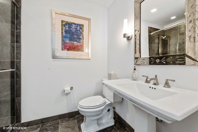 401 N Wabash Avenue 60E, Chicago, IL 60611