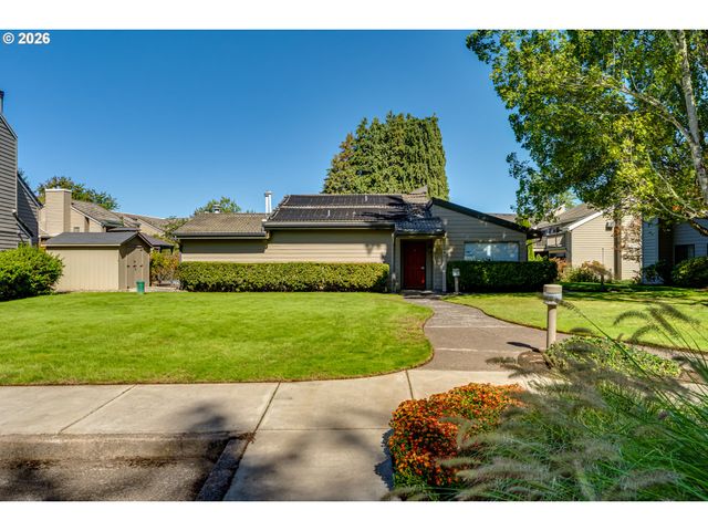 2051 LAKE ISLE Ter, Eugene, OR 97401