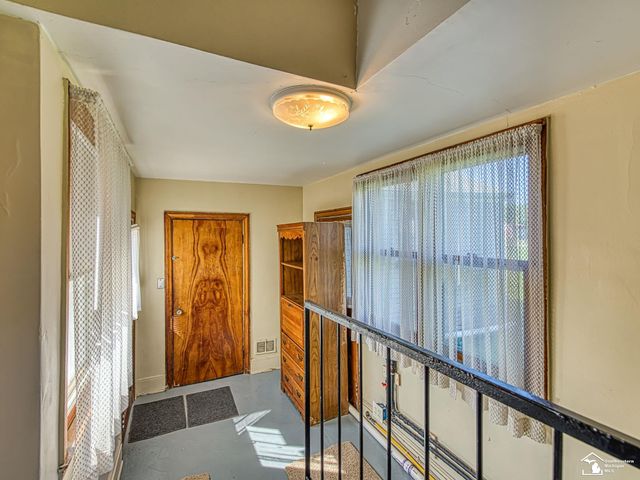 4971 Elm Street, Newport, MI 48166