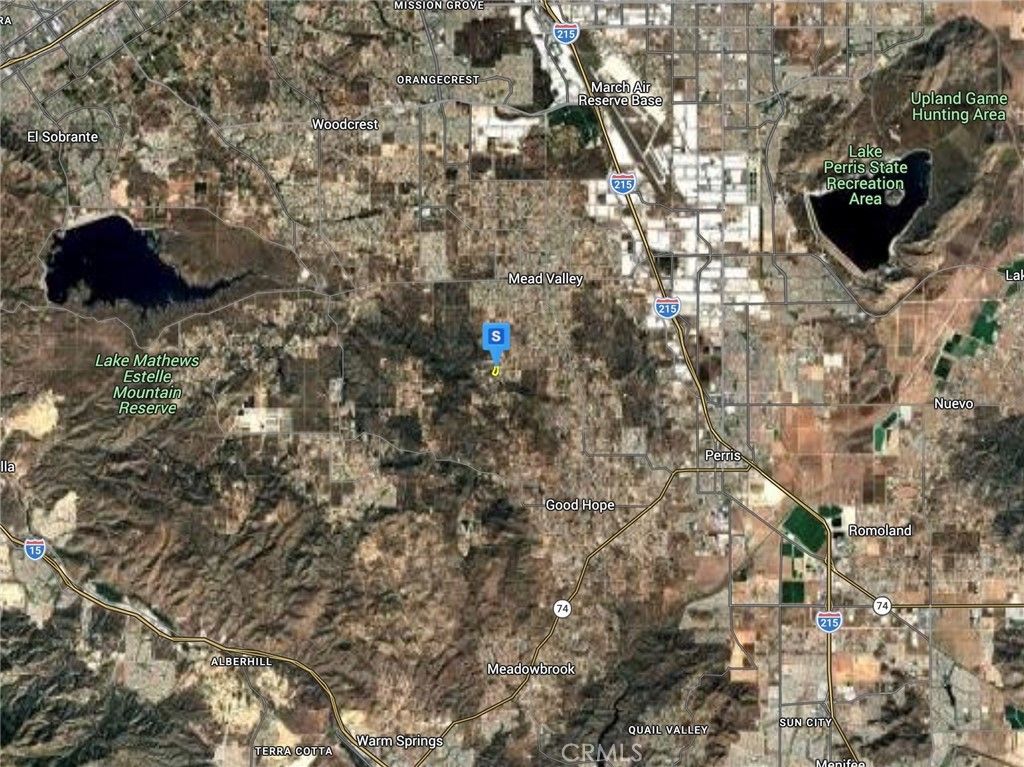 Image 3 of property listing at 20000 Carousel Drive, Perris, CA 92570