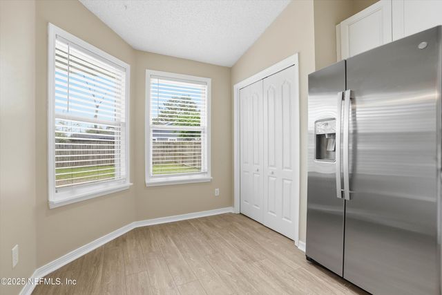 811 14TH Avenue S, Jacksonville Beach, FL 32250