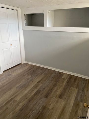 5423 S 50th Avenue, Omaha, NE 68117