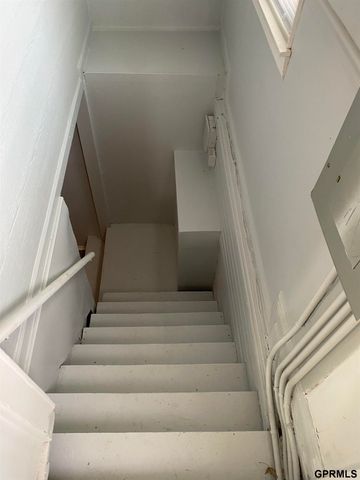 5423 S 50th Avenue, Omaha, NE 68117