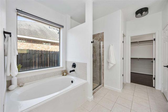 28123 Everett Knolls Drive, Katy, TX 77494