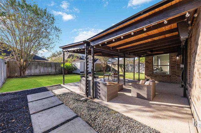 28123 Everett Knolls Drive, Katy, TX 77494