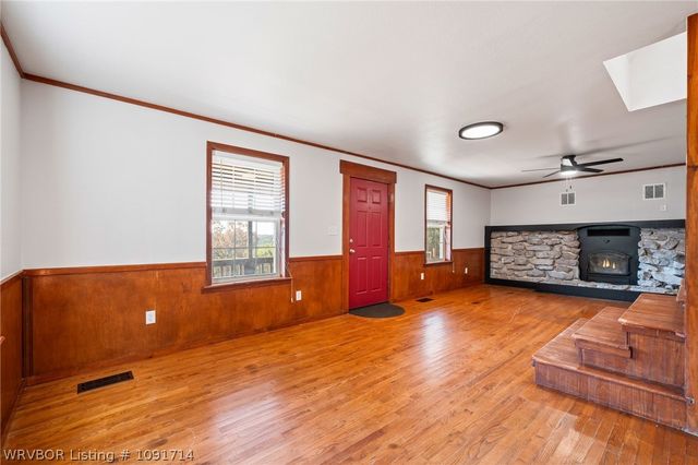 4518 Whitetail Pt, Van Buren, AR 72956