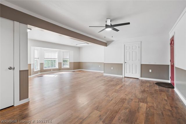 4518 Whitetail Pt, Van Buren, AR 72956