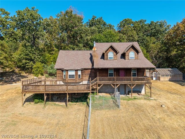 4518 Whitetail Pt, Van Buren, AR 72956