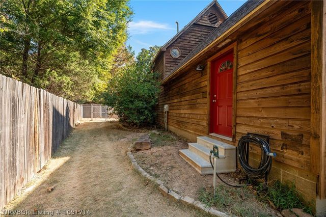4518 Whitetail Pt, Van Buren, AR 72956