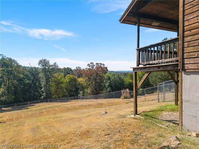 4518 Whitetail Pt, Van Buren, AR 72956