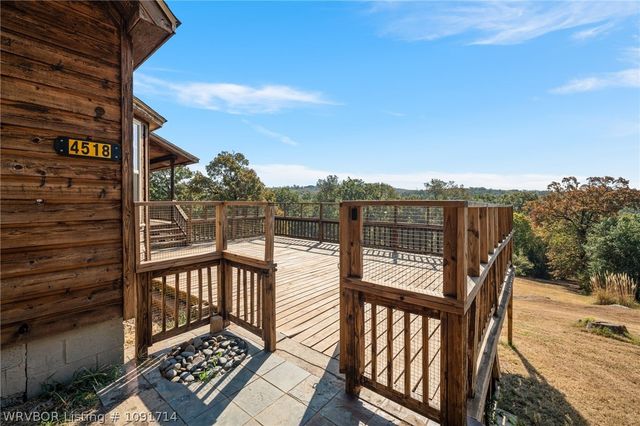 4518 Whitetail Pt, Van Buren, AR 72956