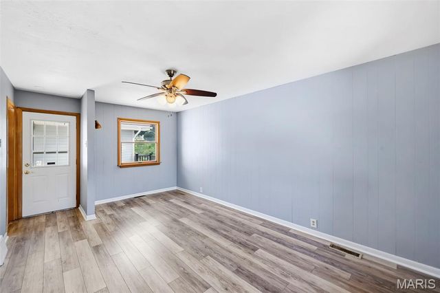 7 Valley Road, St Charles, MO 63303
