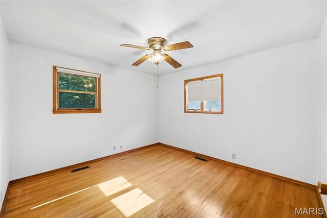 7 Valley Road, St Charles, MO 63303