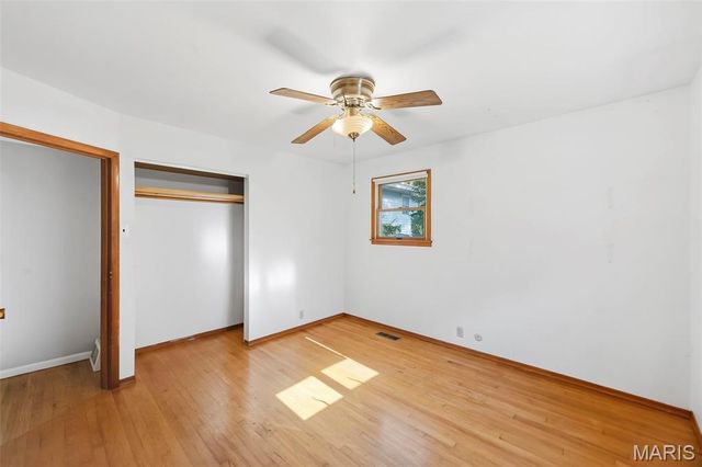 7 Valley Road, St Charles, MO 63303