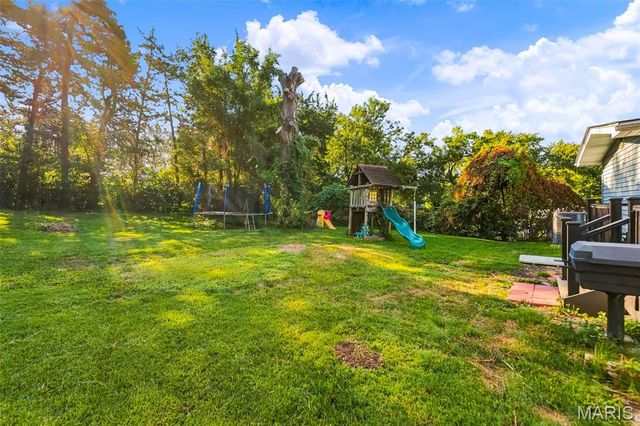 7 Valley Road, St Charles, MO 63303