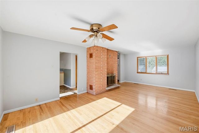 7 Valley Road, St Charles, MO 63303