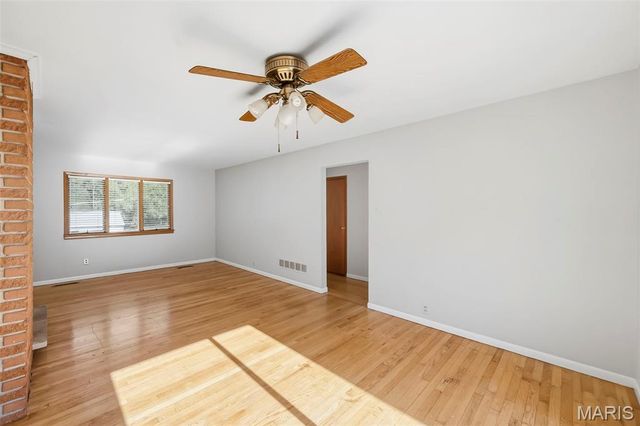 7 Valley Road, St Charles, MO 63303