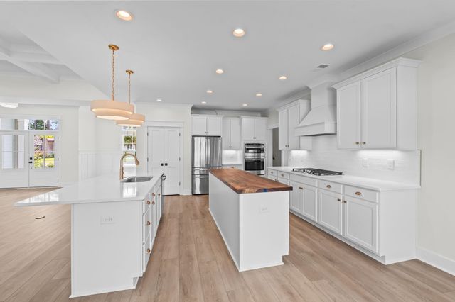 2836 McLeod Ln., Myrtle Beach, SC 29588
