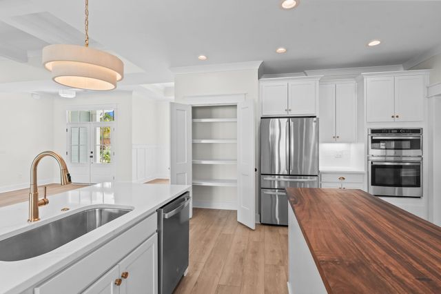 2836 McLeod Ln., Myrtle Beach, SC 29588