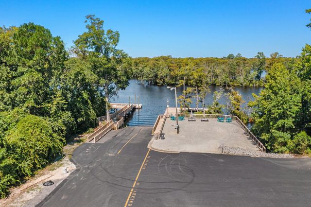2836 McLeod Ln., Myrtle Beach, SC 29588