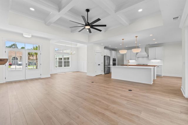 2836 McLeod Ln., Myrtle Beach, SC 29588