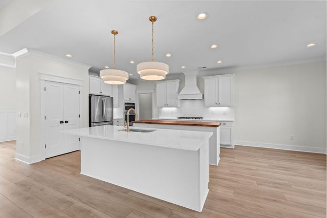 2836 McLeod Ln., Myrtle Beach, SC 29588