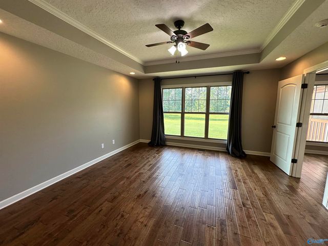 375 Creekside Circle, Gadsden, AL 35901
