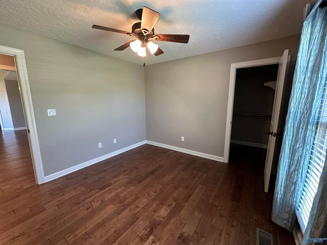 375 Creekside Circle, Gadsden, AL 35901