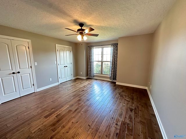375 Creekside Circle, Gadsden, AL 35901