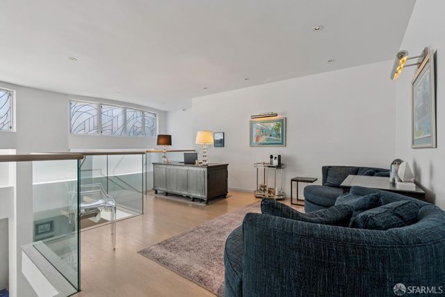 1150 Sacramento Street 101, San Francisco, CA 94108