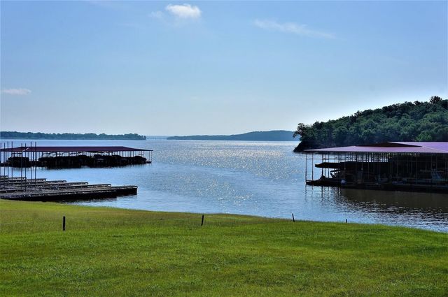 196 Castlewood Street, Gordonville, TX 76245