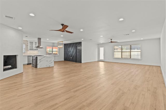 2114 Eaglerock Drive, Houston, TX 77080