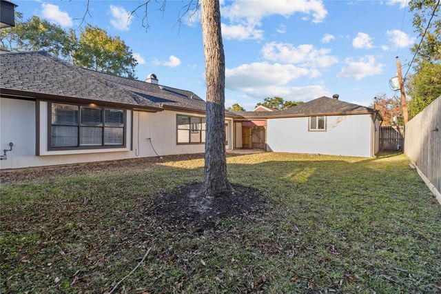 2114 Eaglerock Drive, Houston, TX 77080