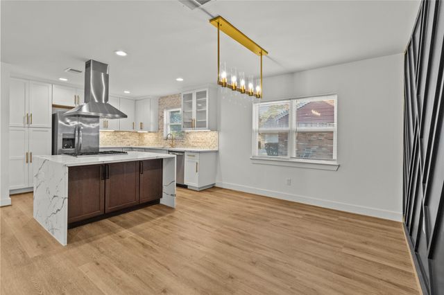 2114 Eaglerock Drive, Houston, TX 77080