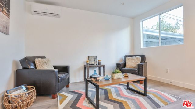 128 N BURLINGTON Avenue, Los Angeles, CA 90026