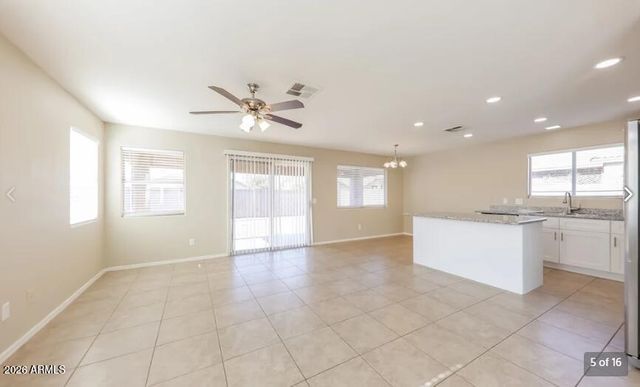 3215 W SALTER Drive, Phoenix, AZ 85027
