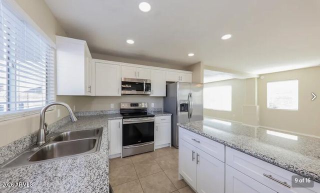 3215 W SALTER Drive, Phoenix, AZ 85027