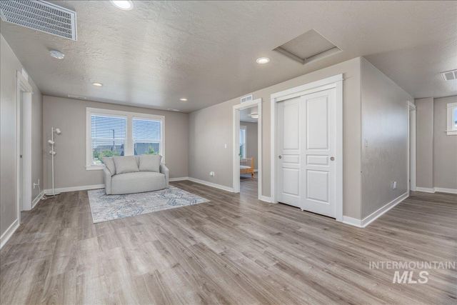 4476 N Glenrock Way, Meridian, ID 83646