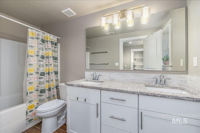 4476 N Glenrock Way, Meridian, ID 83646