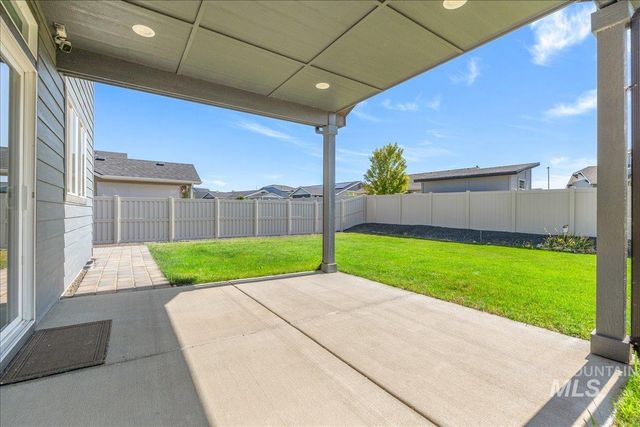 4476 N Glenrock Way, Meridian, ID 83646